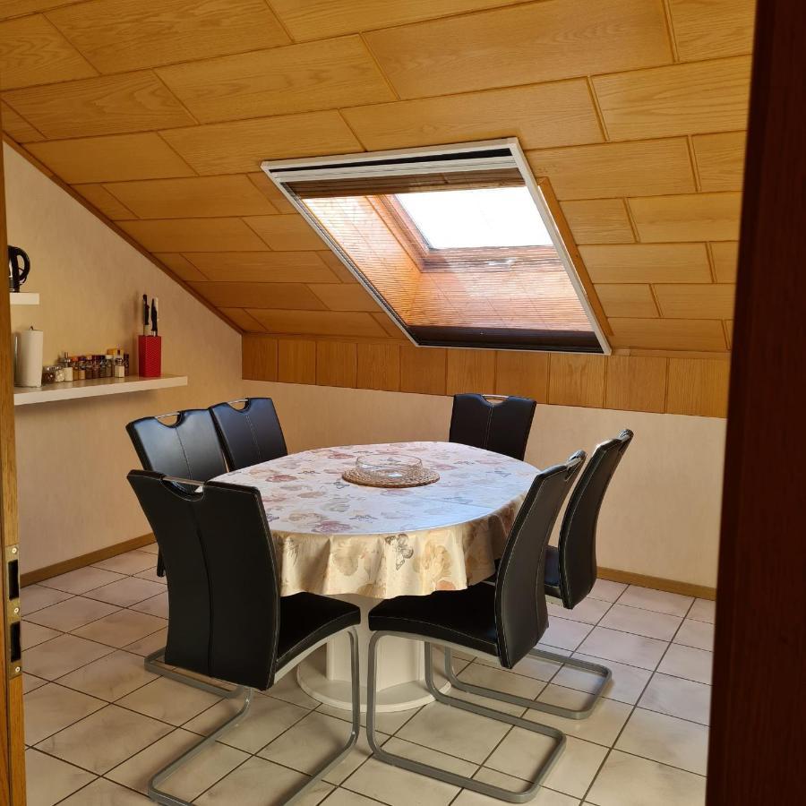 Ferienwohnung Cornelia Und Michael Persang Gbr Eppenbrunn Exteriör bild