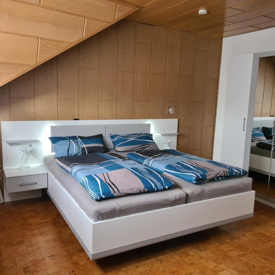 Ferienwohnung Cornelia Und Michael Persang Gbr Eppenbrunn Exteriör bild